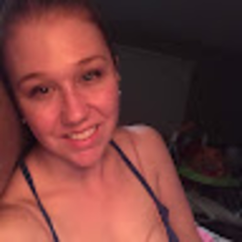 Meet your Posher, Brenna